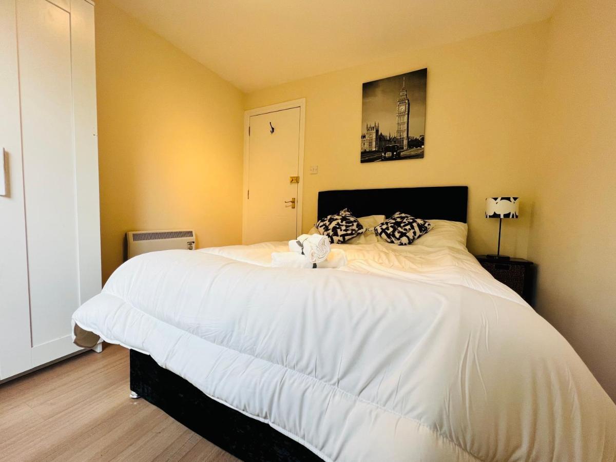 Peaceful 2 Bedroom Flat With Free Parking Edinburg Exteriör bild